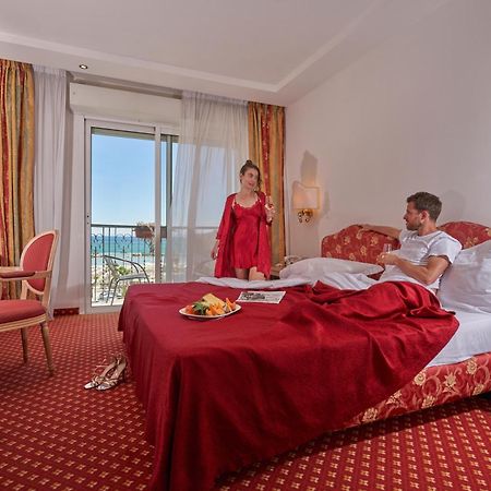 Hotel Bristol Bellaria-Igea Marina Exterior photo