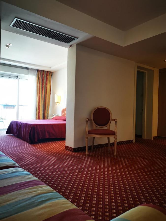 Hotel Bristol Bellaria-Igea Marina Exterior photo